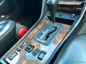 Mercedes Benz W126 300 SE HEZKÝ STAV - 12