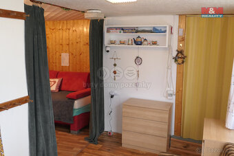 Prodej chaty, 65 m², Jesenice, ul. U Velkého rybníka - 12