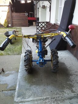 Prodám malotraktor Agzat s příslušenstvím - 12