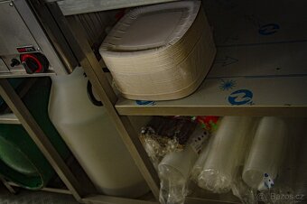 Prodej / pronájem plně vybaveného FOODTRUCK přívěsu - 12