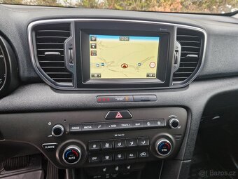 KIA SPORTAGE 2.0 CRDI 4X4 - 12