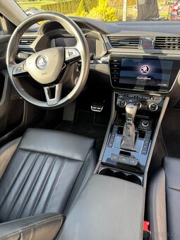 Superb 3 2.0 TDI, DSG 4x4 Laurin & Klement r.v2019 - 12