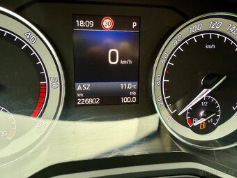Škoda Superb 3 Combi TDI L&K 140kw - 12