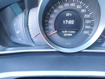 Volvo V40 D2 - 12