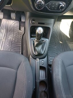 RENAULT CAPTUR, LIMITED - 12