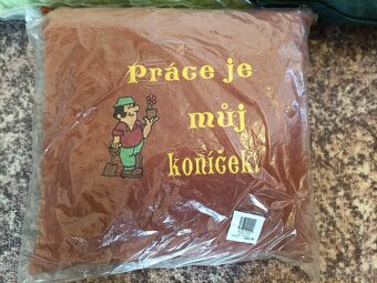 Polštář s výšivkou nový - 12