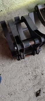 prodám příslušenství k minibagru - 12