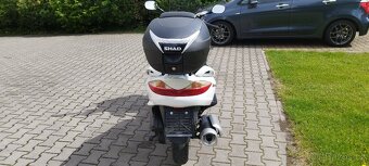 SUZUKI BURGMAN 125 - 12