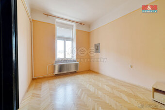 Prodej bytu 3+1, 90 m², Cheb, ul. Karlova - 12