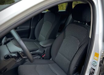 Hyundai i30 CW automat 1.5 T-GDi - 12