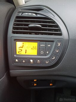 Citroen C4 Picasso 1.6i LPG - 12