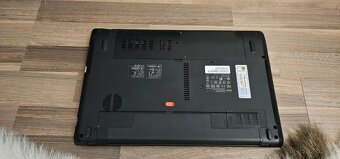 Notebook Acer + příslušenství - 12