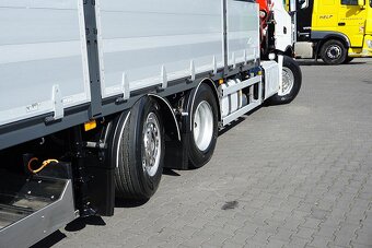 Mercedes-Benz Actros 2543 6x2 - valník s hydraulickou rukou - 12