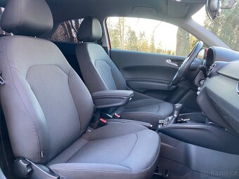Audi A1 1.2 TFSi 63kw ATTRACTION najeto 113tkm - 12