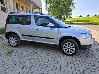 ŠKODA YETI 2.0TDi 4x4 11/2013 ALU, KLIMA, TAŽNÉ, NOVÁ STK - 12