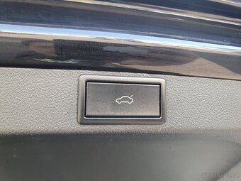 Škoda Octavia 4 iV Combi Style 1.4TSI 150kW 80tkm Keyless Qi - 12