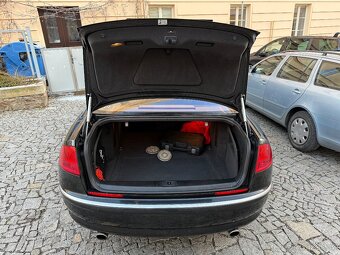 Audi A8 - 12