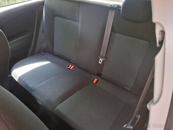 Opel corsa D - 12