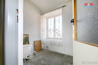 Prodej rodinného domu, 247 m², Bor, ul. náměstí Republiky - 12