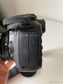 Fotoaparát Canon EOS 7D s objektivem EFS 17-55mm - 12