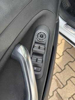 Ford mondeo 2010 2.0 TDCI - 12