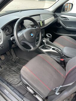 BMW X1 sDrive 18d 105kw 2012 manuál - 12