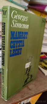 Soubor knih z pozůstalosti - 12