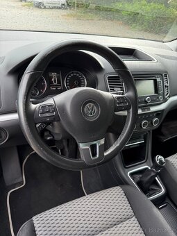 VW Sharan 2.0 TDI - 12