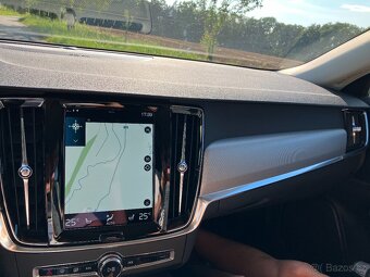 Volvo V90 Cross Country 2.0 D 145kW  2021 - 12