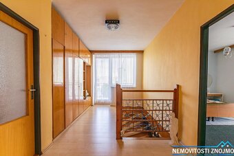 Prodej dvougeneračního domu s garáží a zahrádkou, Moravské B - 12