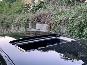 Chrysler 300C 3.0CRD limuzína Signature Series - 12