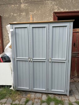 Masivni skrin - sedomodra Provance. Ceska vyroba na zakazku. - 12
