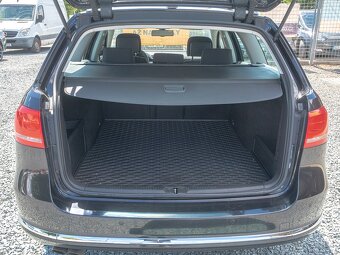 Volkswagen Passat 2.0TDI 103KW DSG NAVI - 12