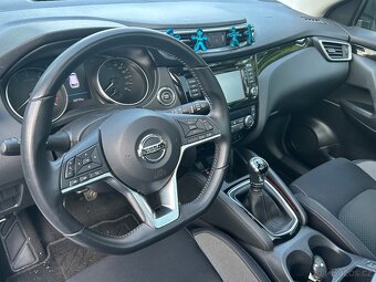 NISSAN QASHQAI N-CONNECTA 3/2020 ČR 1maj 23.700km - 12