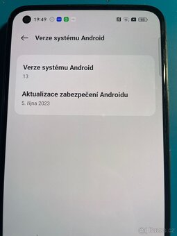 Realme 8 (popis) - 12