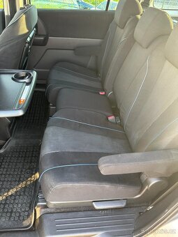Mazda 5. 1,6 nafta. 7 mistna - 12