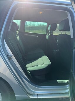 Passat 2.0tdi 103kw 2013 4x4 manuál, kamera, tazne - 12