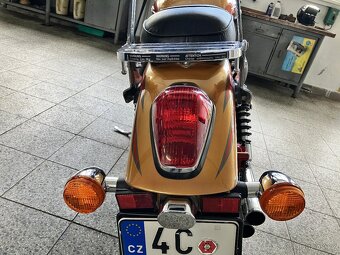 Honda VTX 1800 - 12