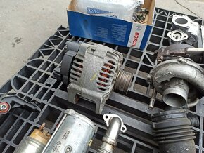 RENAULT 1.9 DCi 96kW F9QE8 - PŘÍSLUŠENSTVÍ MOTORU - 12