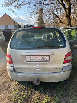 Renault scenic na nahradní díly - 12