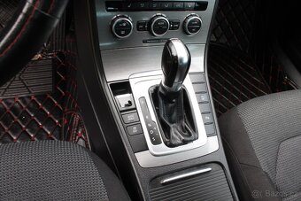 Volkswagen Passat 1.4 TSi DSG, Highline, Pádla - 12