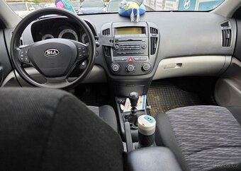 Kia Cee´d 1.4-SENZORY-KLIMA - 12