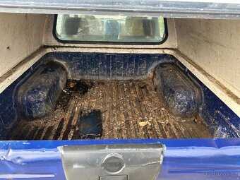 Nissan Double Cab 2.5 TDi 98kw, ČR,tažné,nová STK do 10/2027 - 12