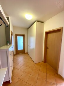 Pronájem bytu 3+kk 70m2, terasa 31 m2, ev.č. 01746103 - 12