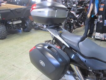 Honda XL 1000V Varadero - 12