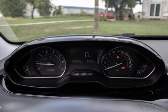 Peugeot 208 1.2 PureTech Style - 12
