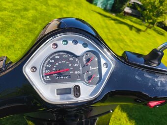 Vespa GTS 125 i.e. (2013) po servisu VÝPRODEJ - 12