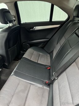 MERCEDES BENZ C 220CDi AVANTGARDE - 12