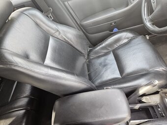 Toyota Avensis 2009 2.2 d4d 130kw - 12