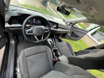 VW Golf 8 Variant - 12